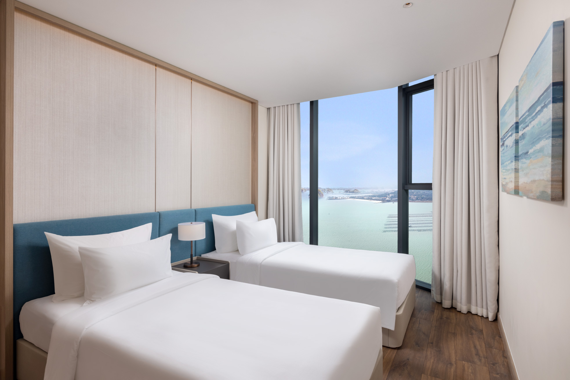 LUXURY HOMESTAY ALACARTE HẠ LONG - 2 BEDROOM